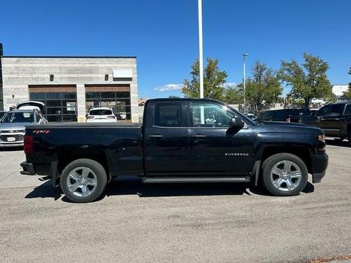 2018 Chevrolet Silverado 1500 Custom
