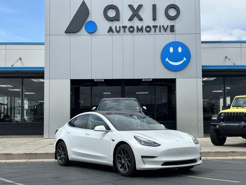 White 2018 Tesla Model 3