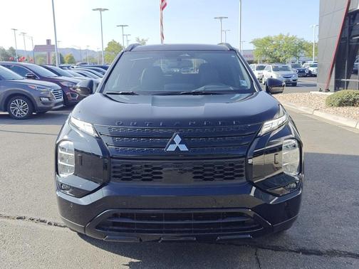 2025 Mitsubishi Outlander PHEV 