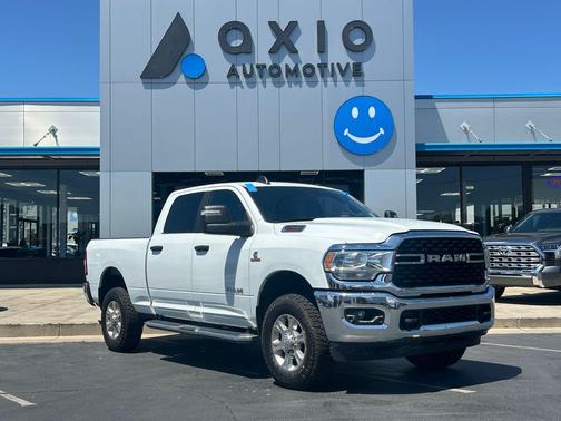 Bright White Clearcoat 2024 RAM 2500 Big Horn