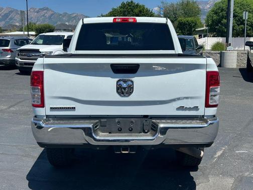 Bright White Clearcoat 2024 RAM 2500 Big Horn
