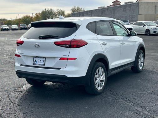 Winter White 2021 Hyundai TUCSON SE
