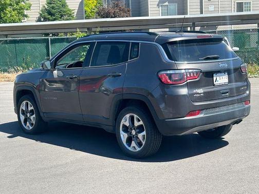 Granite Crystal Clearcoat Metallic 2020 Jeep Compass Limited