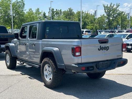 2020 Jeep Gladiator Sport