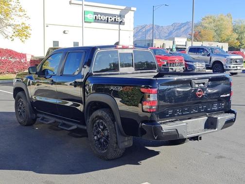 2022 Nissan Frontier PRO-4X