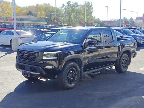 2022 Nissan Frontier PRO-4X