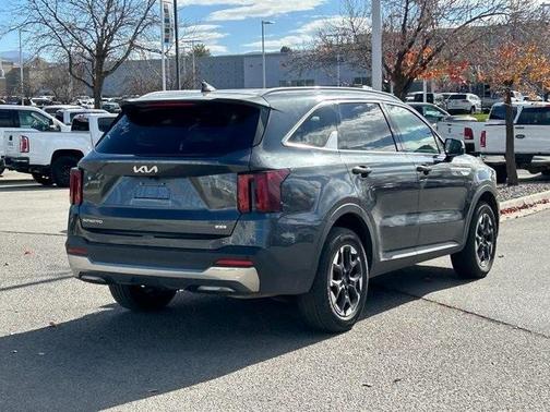 2024 Kia Sorento S