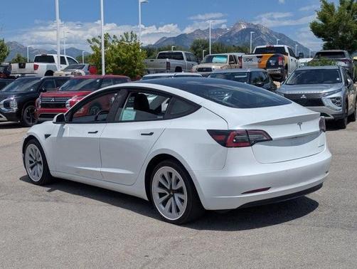 2022 Tesla Model 3 Base