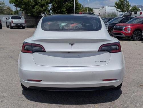 2022 Tesla Model 3 Base