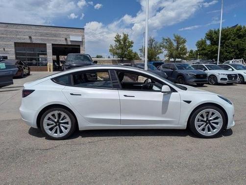2022 Tesla Model 3 Base