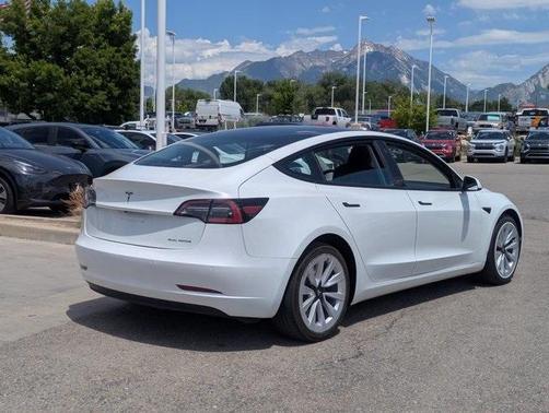 2022 Tesla Model 3 Base
