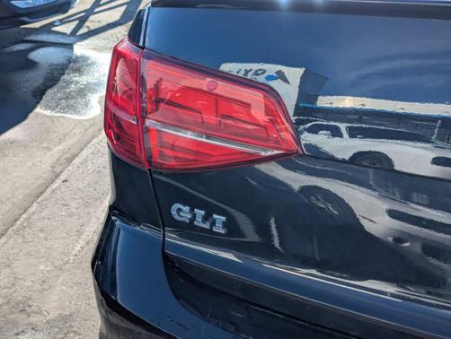 2017 Volkswagen Jetta GLI