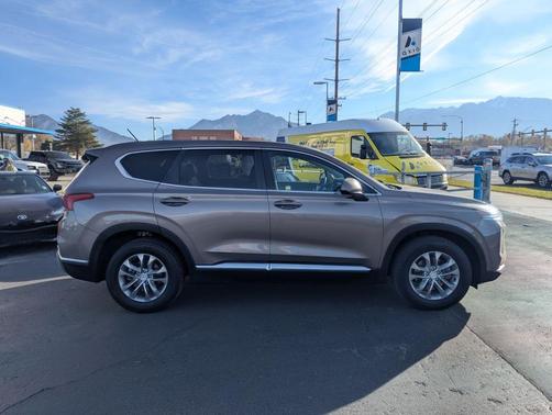 2019 Hyundai SANTA FE 2.4 SE