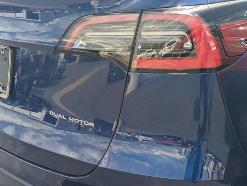 Blue 2021 Tesla Model Y Long Range