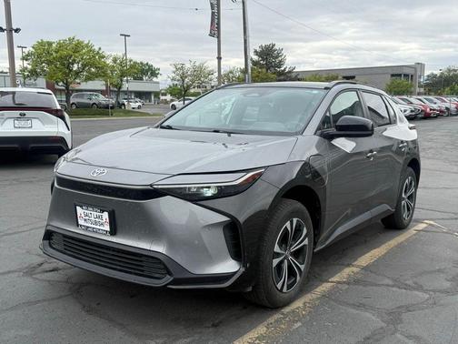 Metal 2024 Toyota bZ4X XLE