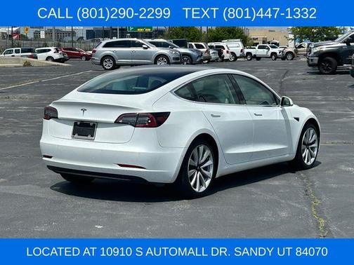 Midnight Silver Metallic 2019 Tesla Model 3 Mid Range