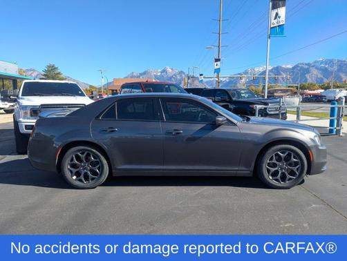 2018 Chrysler 300 S