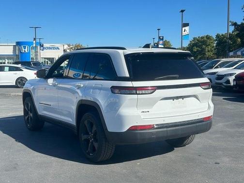 2023 Jeep Grand Cherokee Altitude