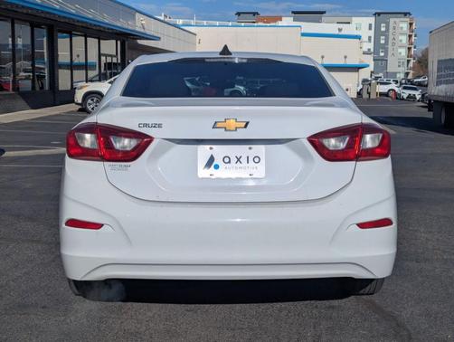 2018 Chevrolet Cruze LS