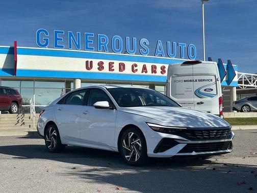 2025 Hyundai ELANTRA SEL Convenience