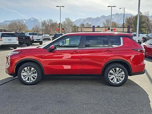 2025 Mitsubishi Outlander ES
