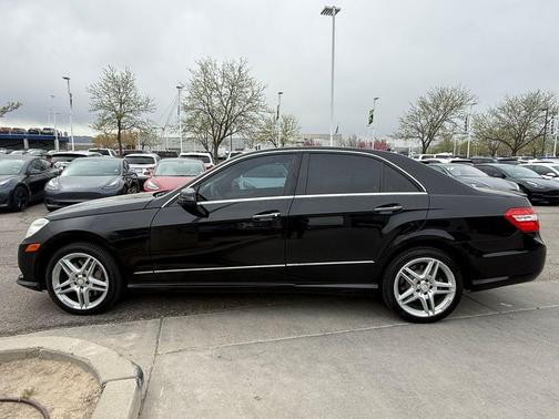 Black 2011 Mercedes-Benz E-Class E 550