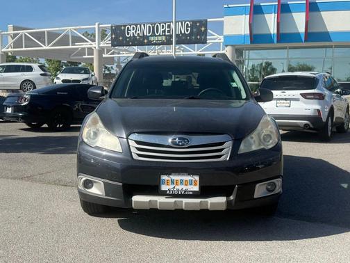 Graphite Gray Metallic 2011 Subaru Outback 2.5i Premium