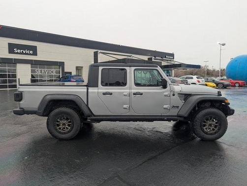 2020 Jeep Gladiator Sport