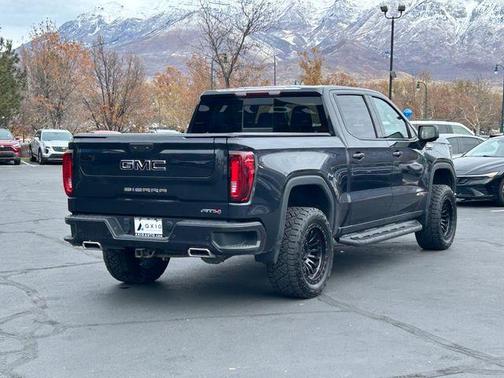 2023 GMC Sierra 1500 AT4