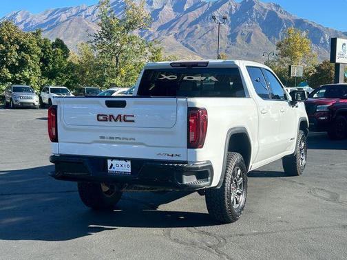 2024 GMC Sierra 1500 AT4X