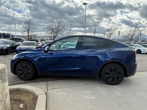 2024 Tesla Model Y Long Range