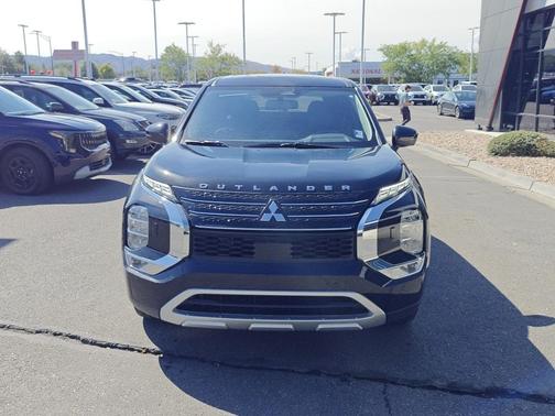 2025 Mitsubishi Outlander PHEV SE