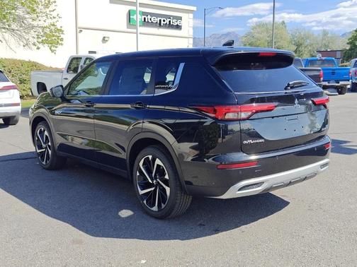 2025 Mitsubishi Outlander PHEV SE