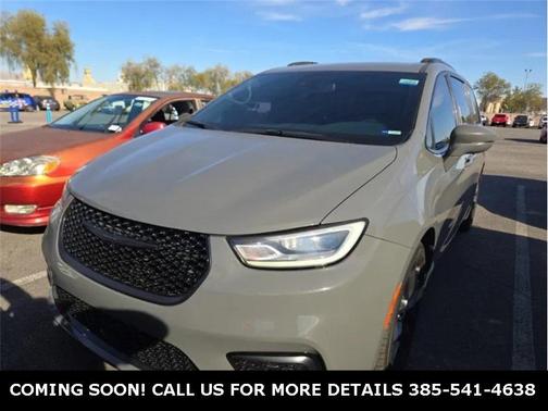 2021 Chrysler Pacifica Touring