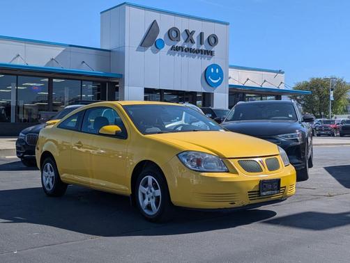 Yellow 2009 Pontiac G5 Base