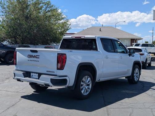 Summit White 2023 GMC Sierra 1500 Elevation