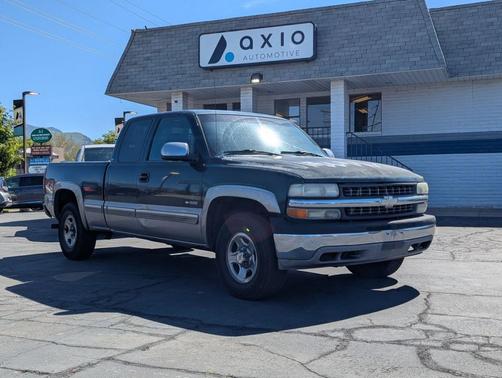 Forest Green Metallic 2001 Chevrolet Silverado 1500 LS Extended Cab