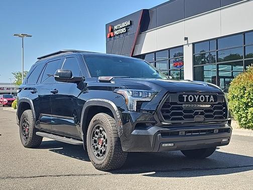 2024 Toyota Sequoia SR5