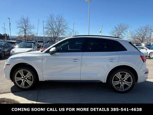 2020 Audi Q5 40 Premium Plus