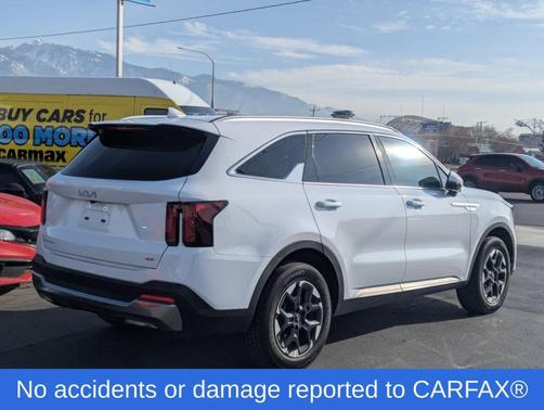 2024 Kia Sorento S