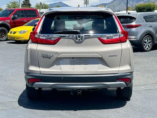 Tan 2017 Honda CR-V EX