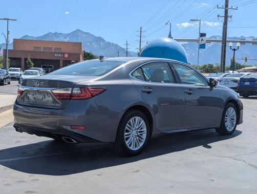 2017 Lexus ES 350 Base