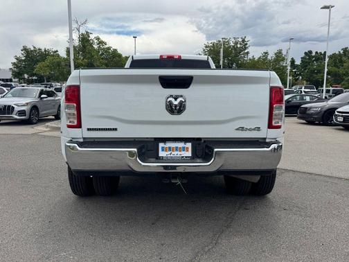 Bright White Clearcoat 2024 RAM 3500 Big Horn