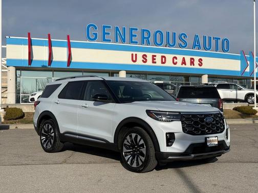 2025 Ford Explorer Platinum