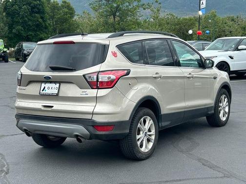 White Gold Metallic 2018 Ford Escape SE