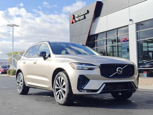 2025 Volvo XC60 B5 Plus