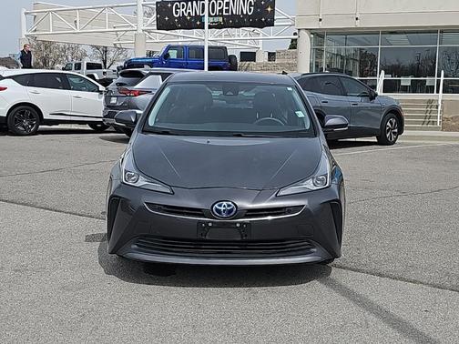 2022 Toyota Prius L