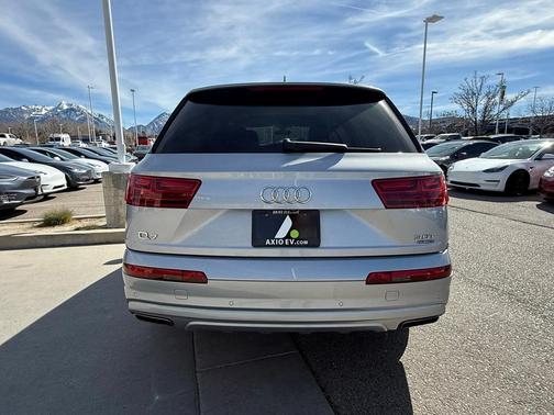 2017 Audi Q7 3.0T Premium Plus