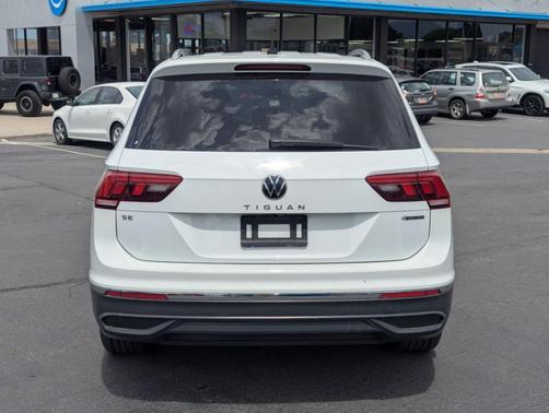 2022 Volkswagen Tiguan 2.0T SE