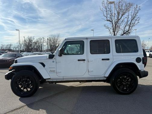 2024 Jeep Wrangler 4xe Sahara
